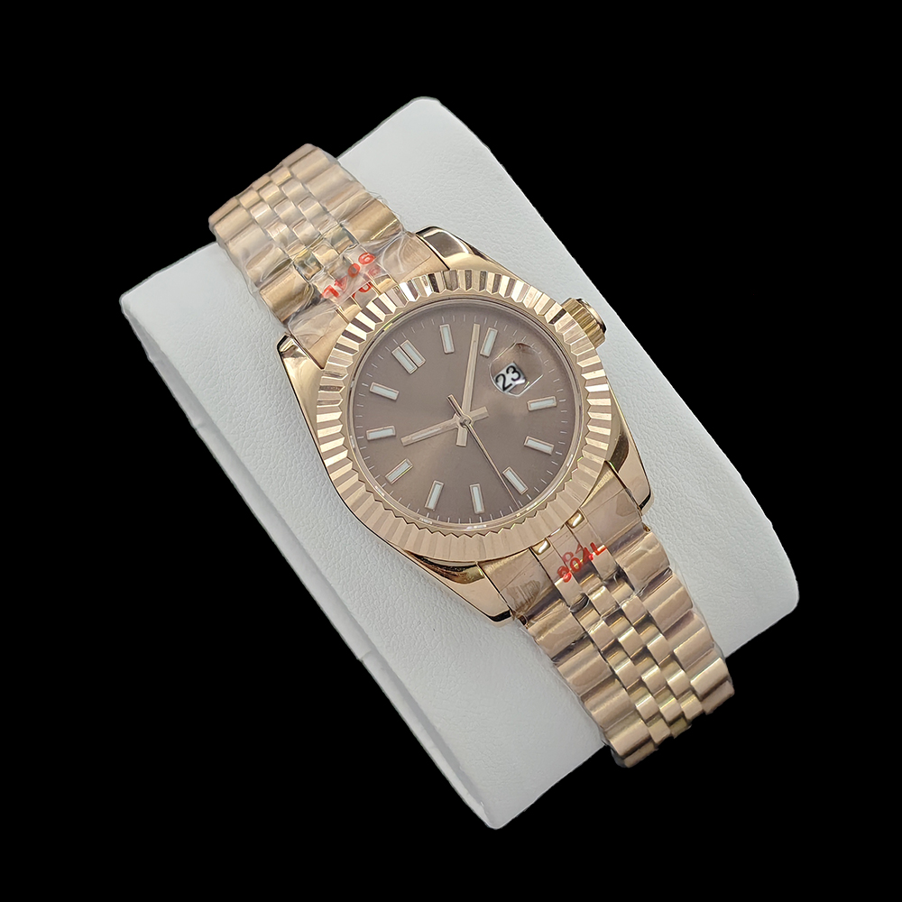 Новые часы NH05, 31 мм, женски – обзор и цена Cartier Watch Tank